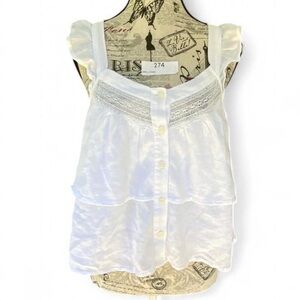 American Eagle women’s white cropped ruffle and button up tank top